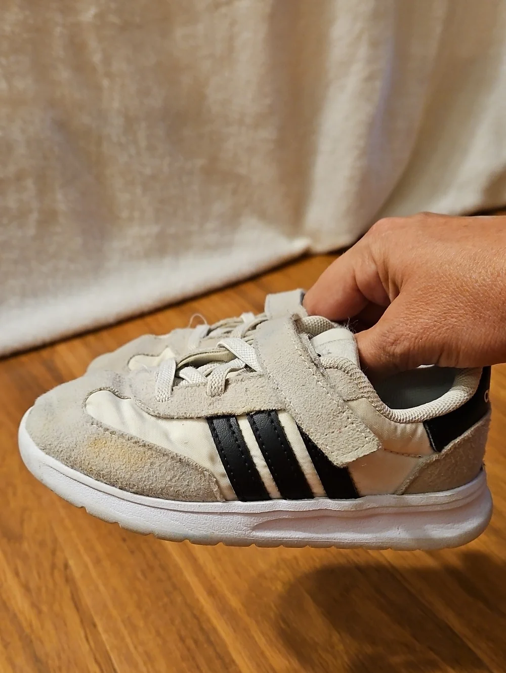 Adidas Run 70s 2.0 Shoes Size 10